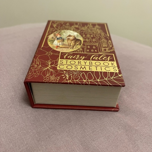 StoryBooks Cosmetics- Little Red Riding Hood - NEW - Picture 6 of 6